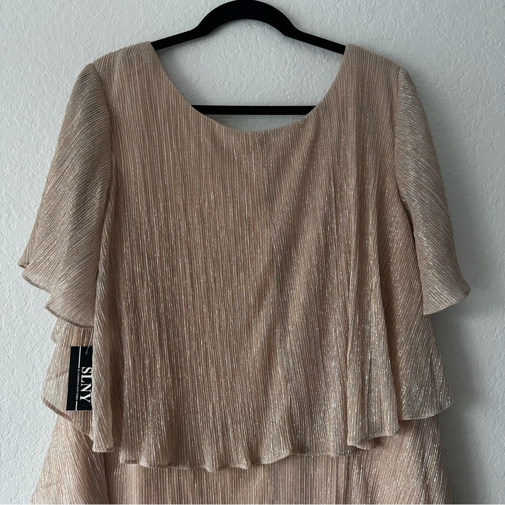 NWT SLNY Tiered Shimmer Shift Dress, Gold, Plus Size, 18 - Picture 8 of 11